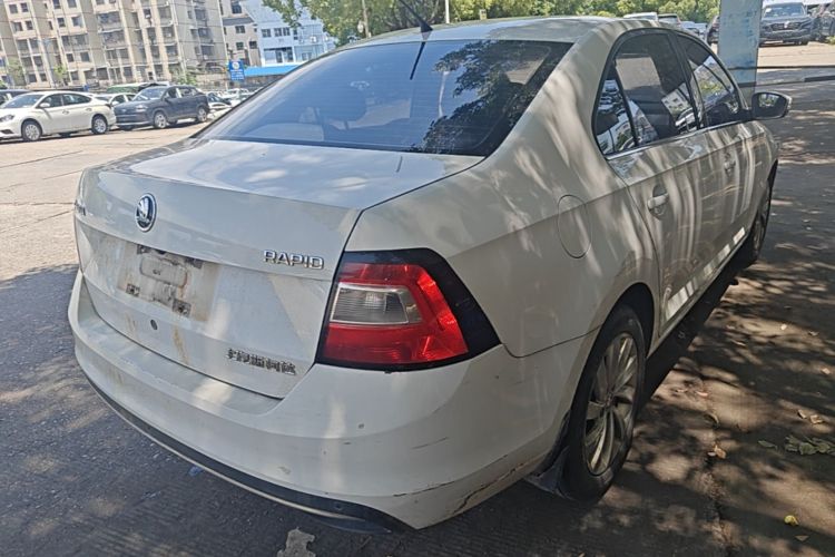 Skoda Rapid 2019 #7 Skoda Rapid 2019 image de voiture #7
