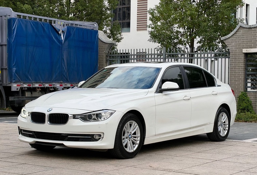 BMW 3 Series 2014 изображение автомобиля 