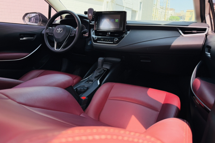 Toyota Corolla 2023 car image #10