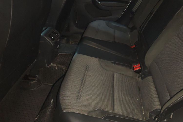 Volkswagen Golf 2020 car image #10