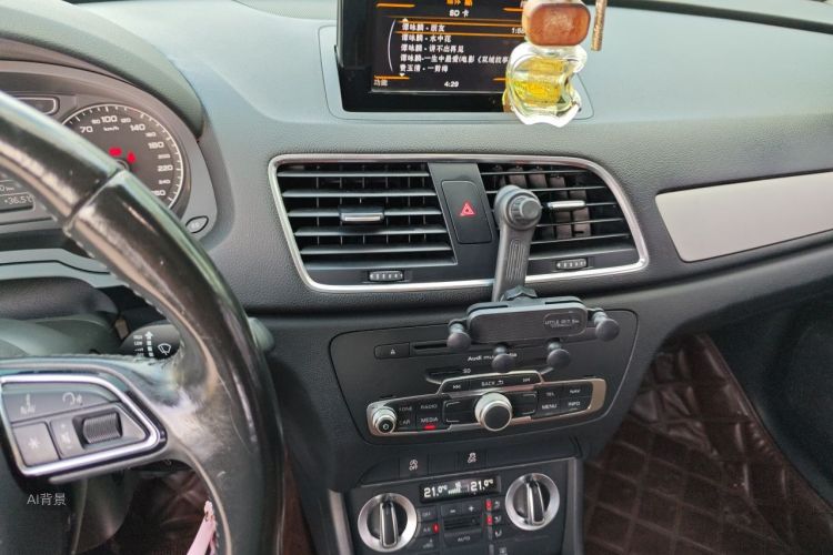 Audi Q3 2015 #15 Audi Q3 2015 car image #15