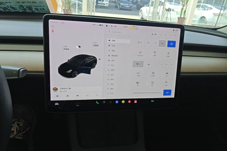 Tesla Model 3 2021 #13 Tesla Model 3 2021 car image #13