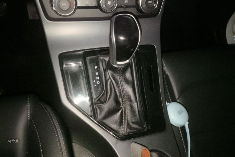 GEELY Emgrand 2020 #16 GEELY Emgrand 2020 car image #16
