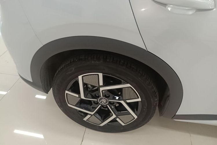 BYD Yuan Plus 2022 изображение автомобиля #10