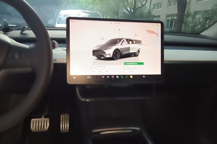 Tesla Model Y 2023 #13 Tesla Model Y 2023 car image #13
