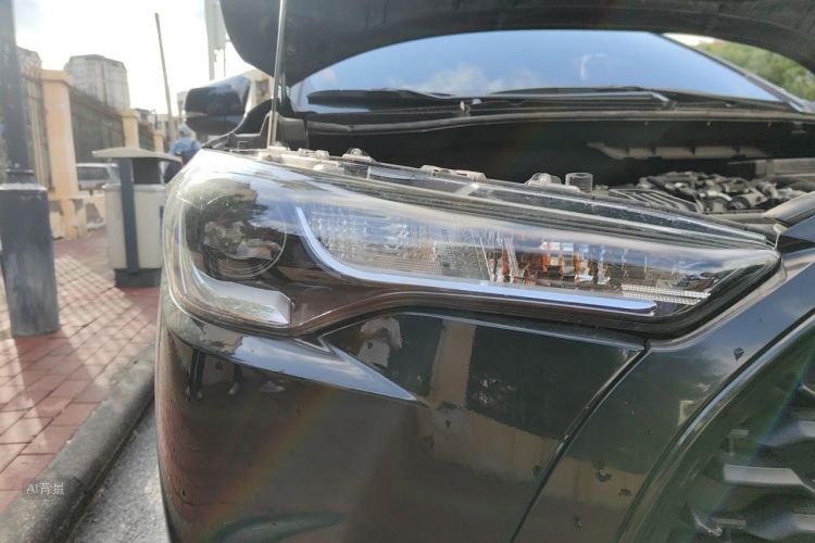 Toyota Corolla Cross 2022 immagine di auto #8