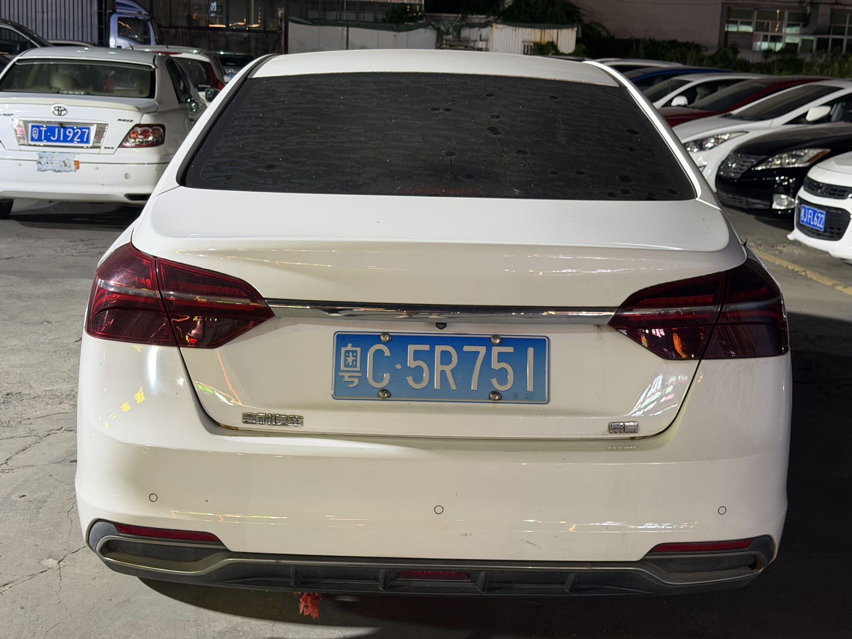 GEELY Emgrand 2020 صورة سيارة #6