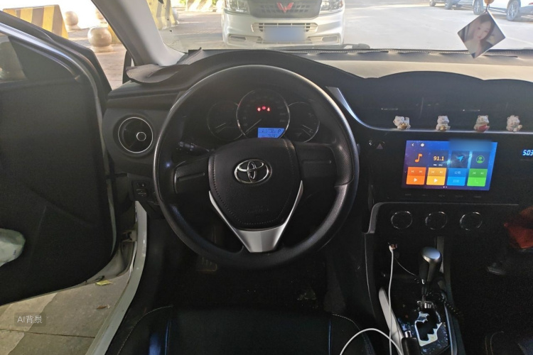 Toyota Corolla 2019 #12 Toyota Corolla 2019 car image #12