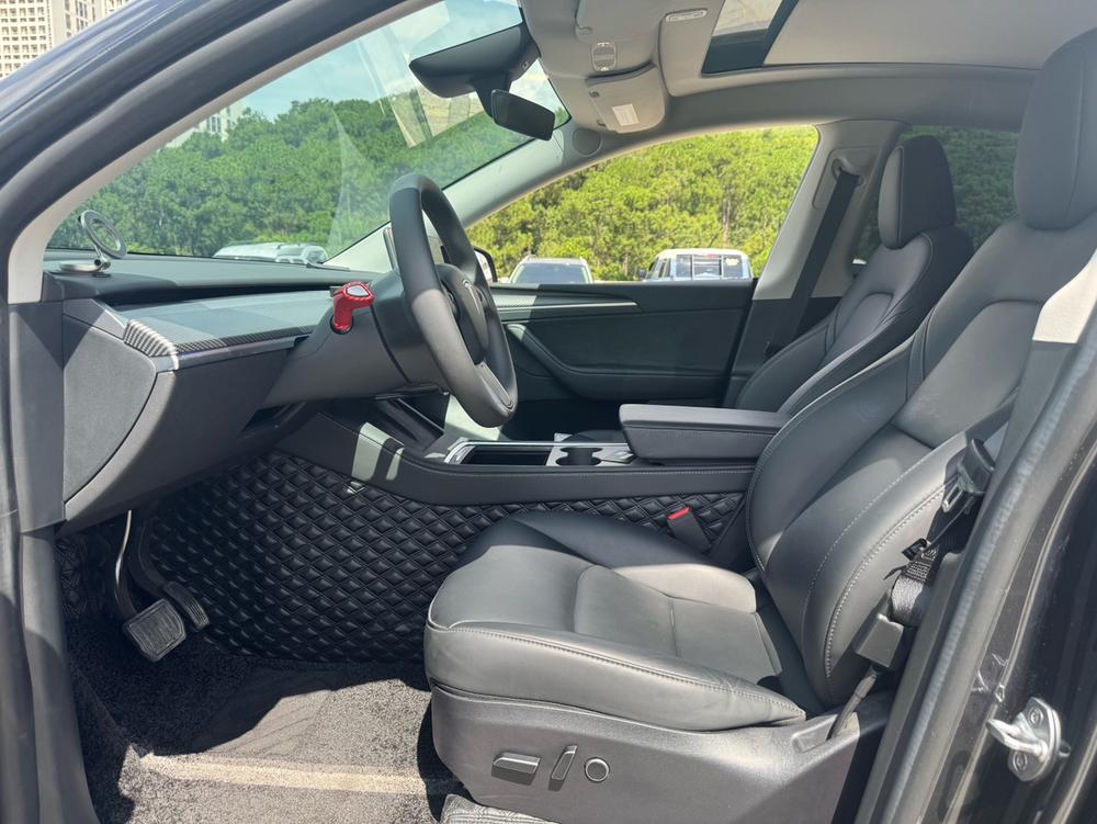 Tesla Model Y 2024 #28 Tesla Model Y 2024 car image #28