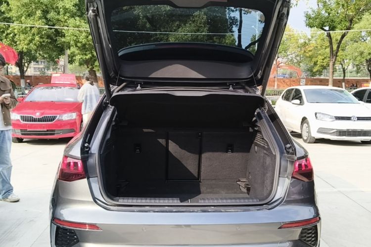 Audi A3 2021 immagine di auto #19