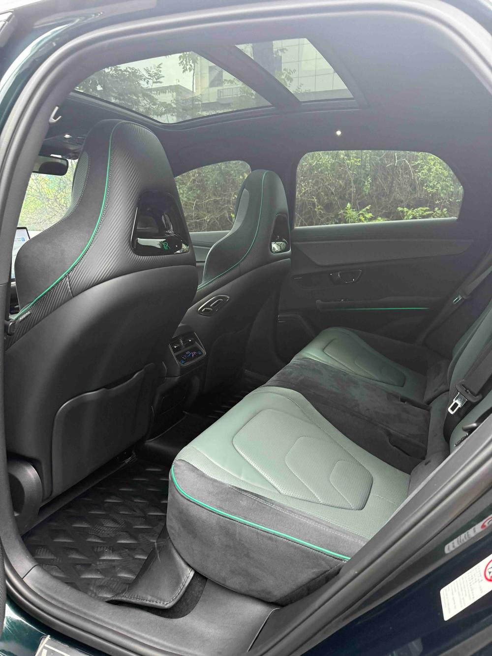 BYD Han 2022 image de voiture #10