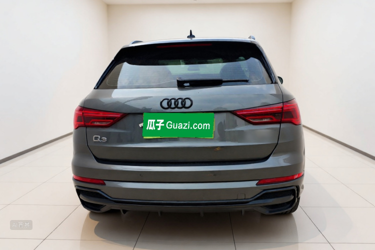 Audi Q3 2020 car image #6
