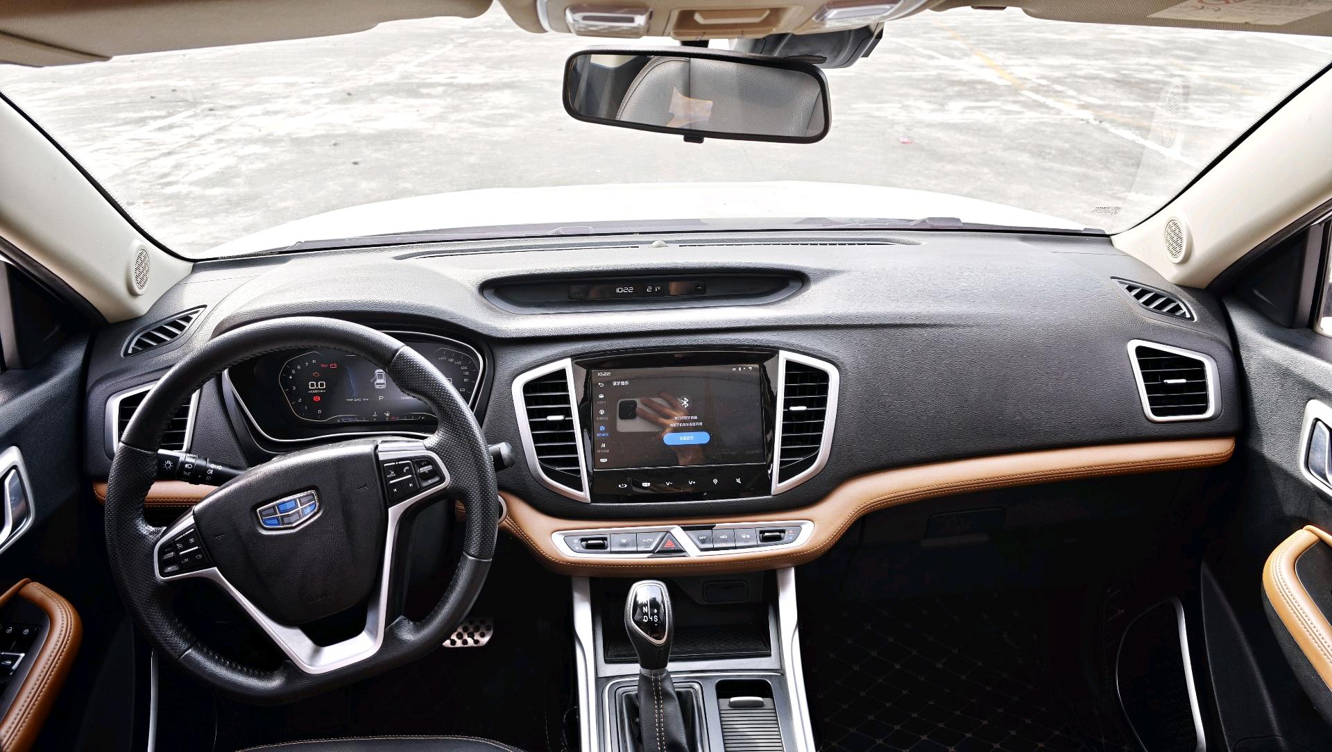 GEELY Vision X6 2018 car image #6