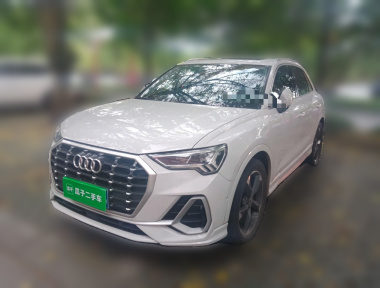 Audi Q3 2022 car image 