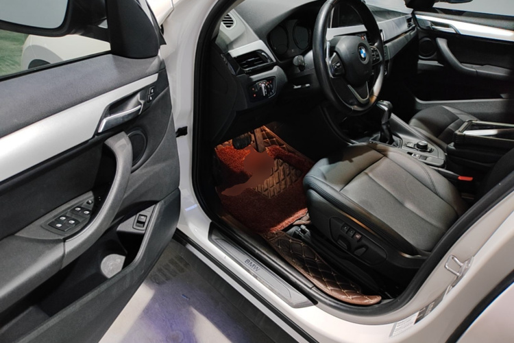 BMW X1 2019 #16 BMW X1 2019 car image #16