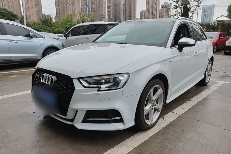 Audi A3 2018 imagen de coche #2