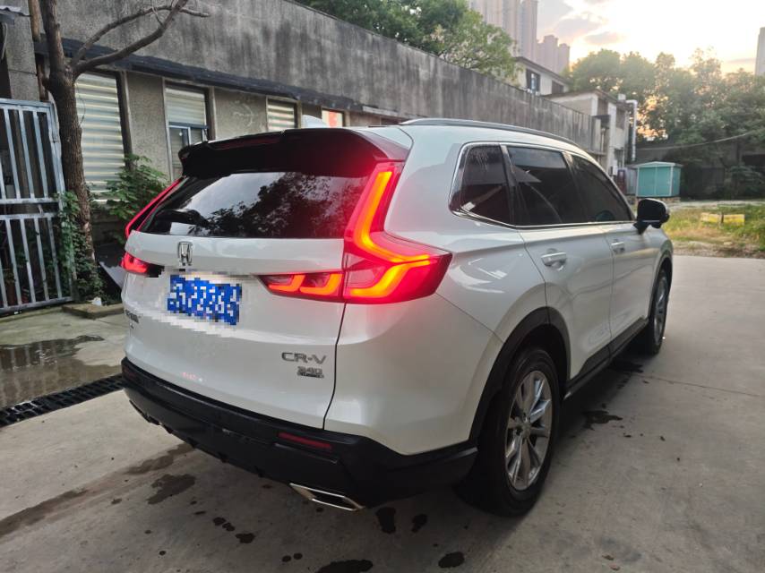 Honda CR-V 2023 car image #6