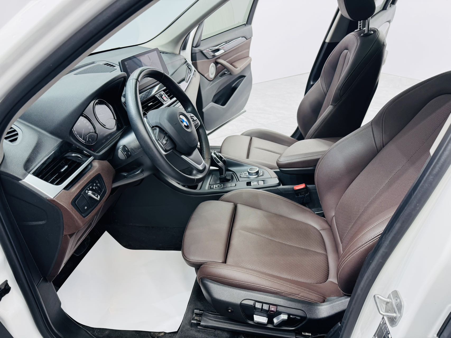 BMW X1 2023 car image #4