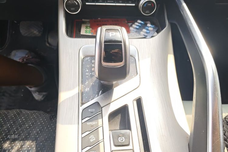 2018 #16 2018 immagine di auto #16