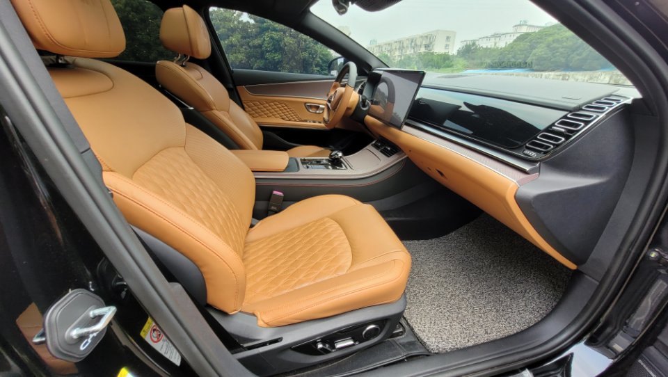 BYD Han 2022 car image #14
