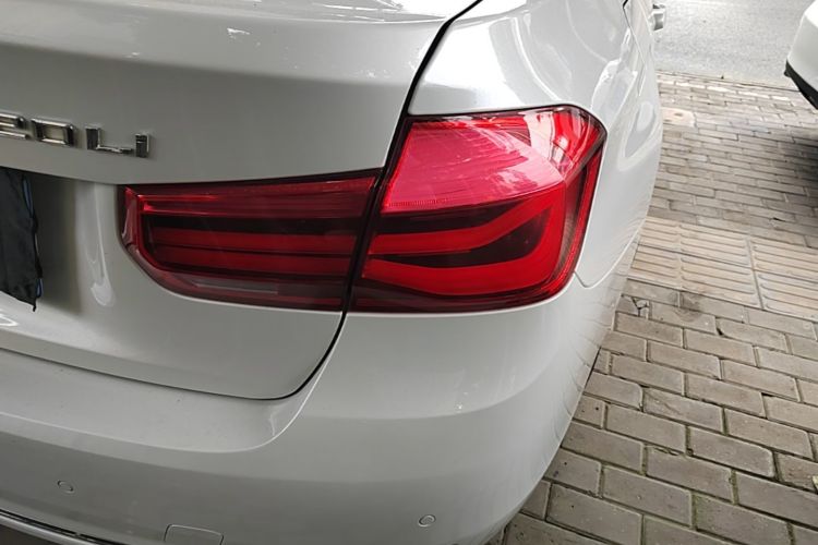 BMW 3 Series 2015 #8 BMW 3 Series 2015 car image #8