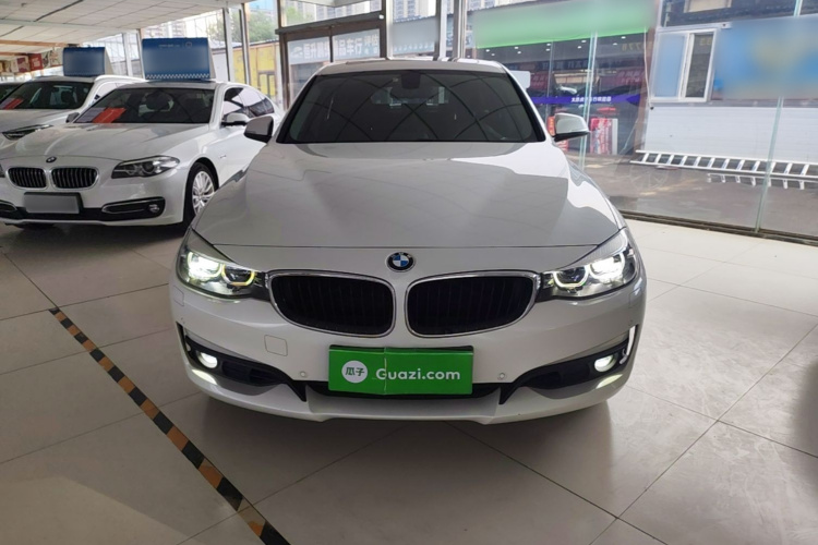 BMW 3 Series GT 2017 #3 BMW 3 Series GT 2017 car image #3