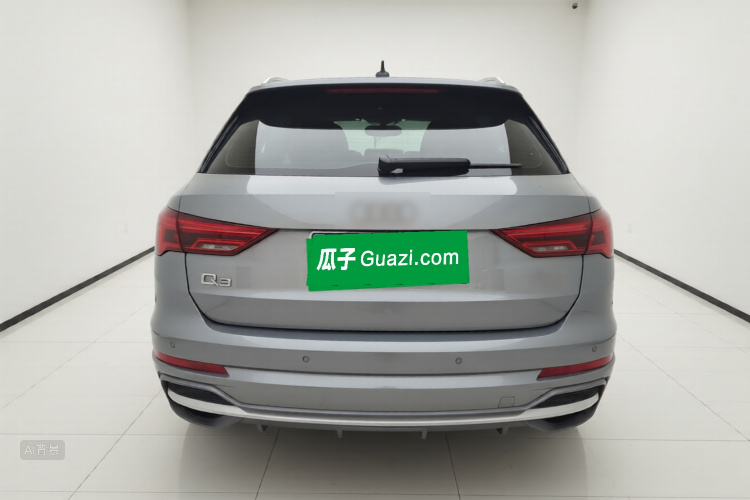 Audi Q3 2021 car image #6