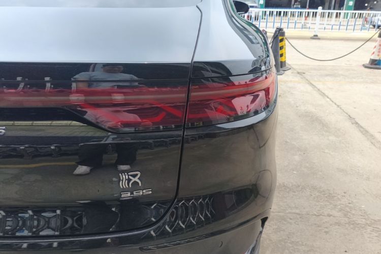 BYD Han 2022 car image #8