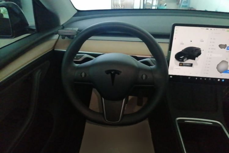 Tesla Model Y 2022 #11 Tesla Model Y 2022 car image #11