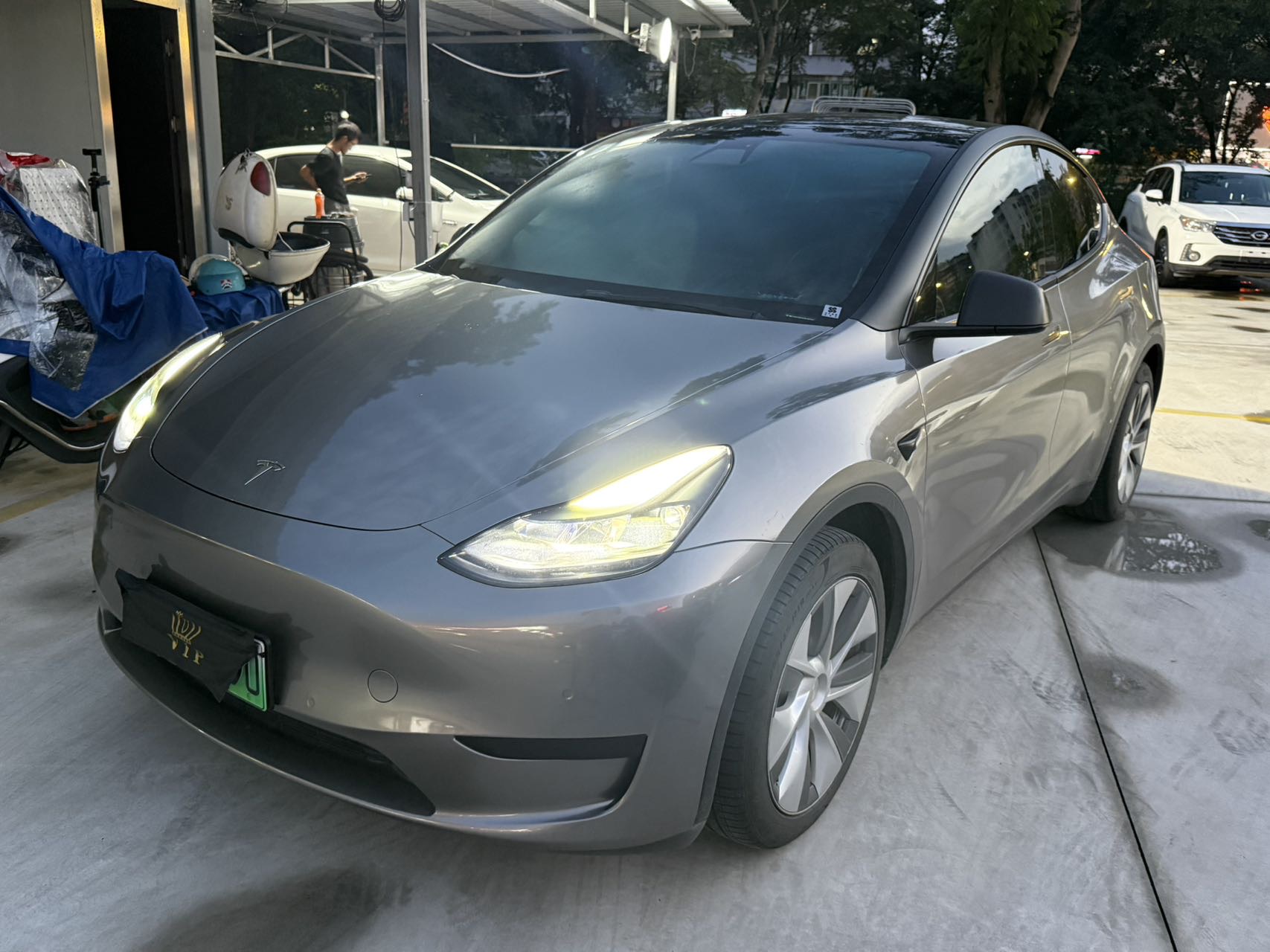 Tesla Model Y 2022 Tesla Model Y 2022 car image