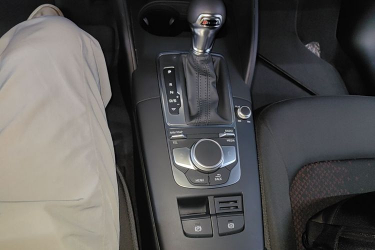 Audi A3 2020 car image #14
