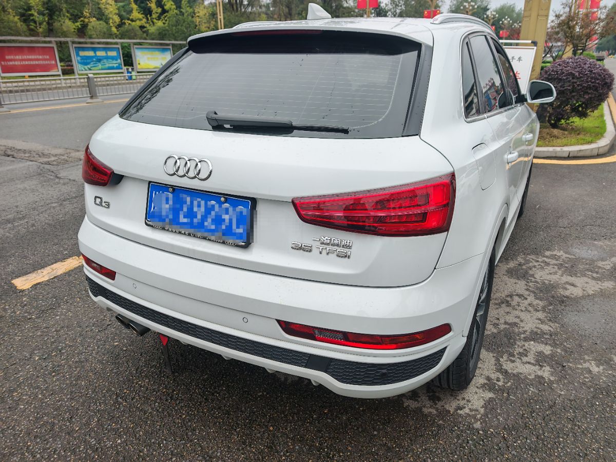 Audi Q3 2018 #2 Audi Q3 2018 car image #2