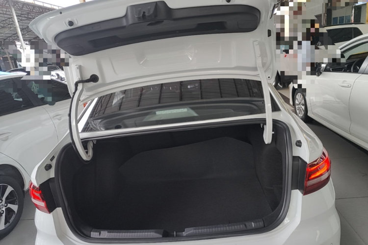 Volkswagen Lavida 2023 car image #19