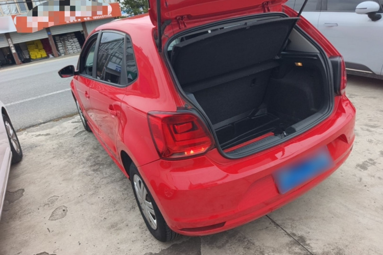 Volkswagen Polo 2017 car image #5