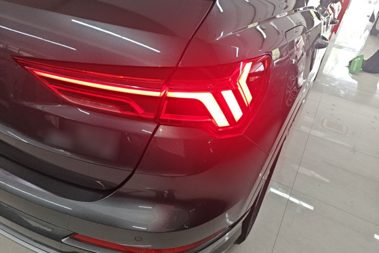 Audi Q3 2020 #8 Audi Q3 2020 car image #8