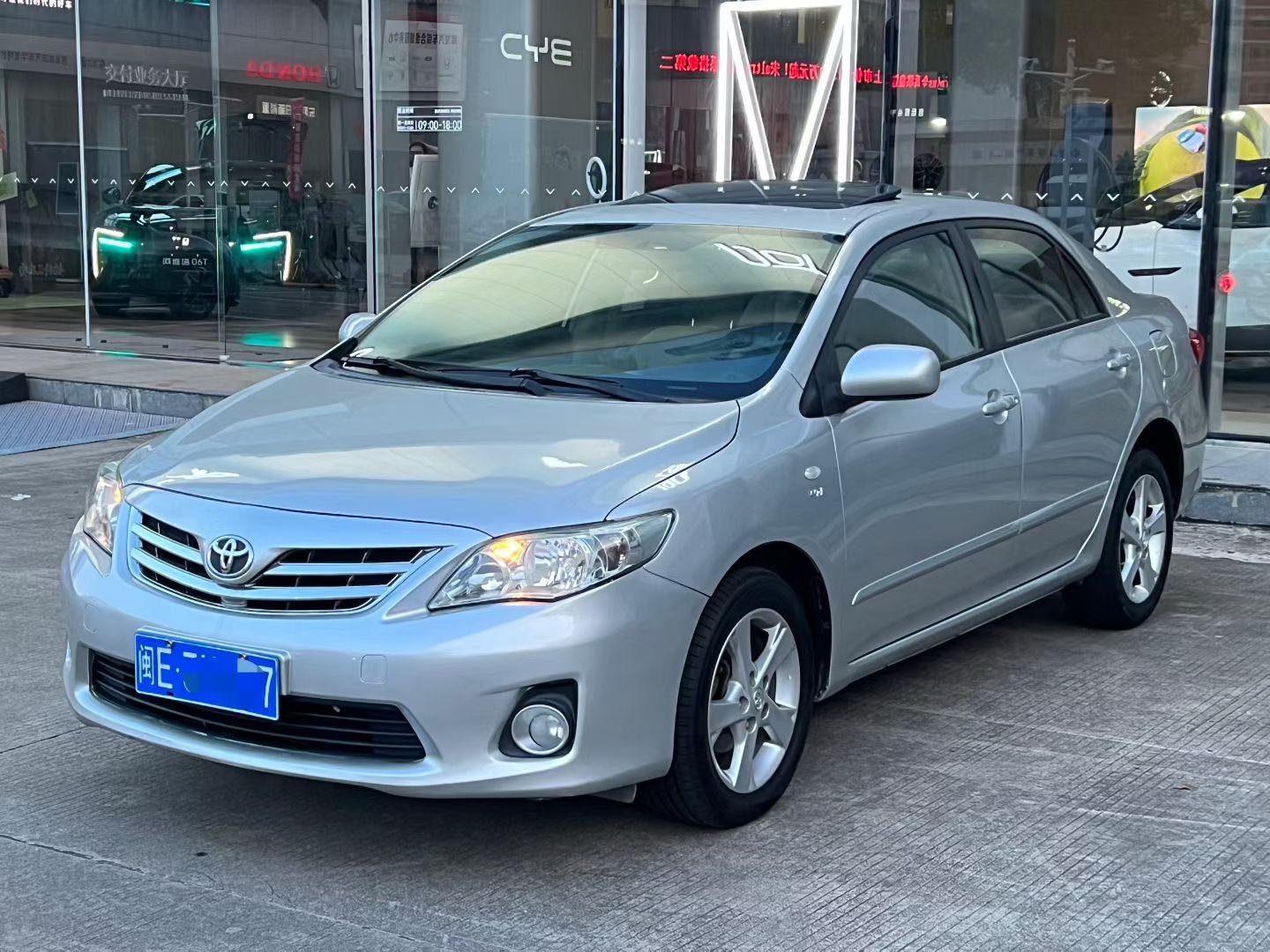 Toyota Corolla 2011 car image #2
