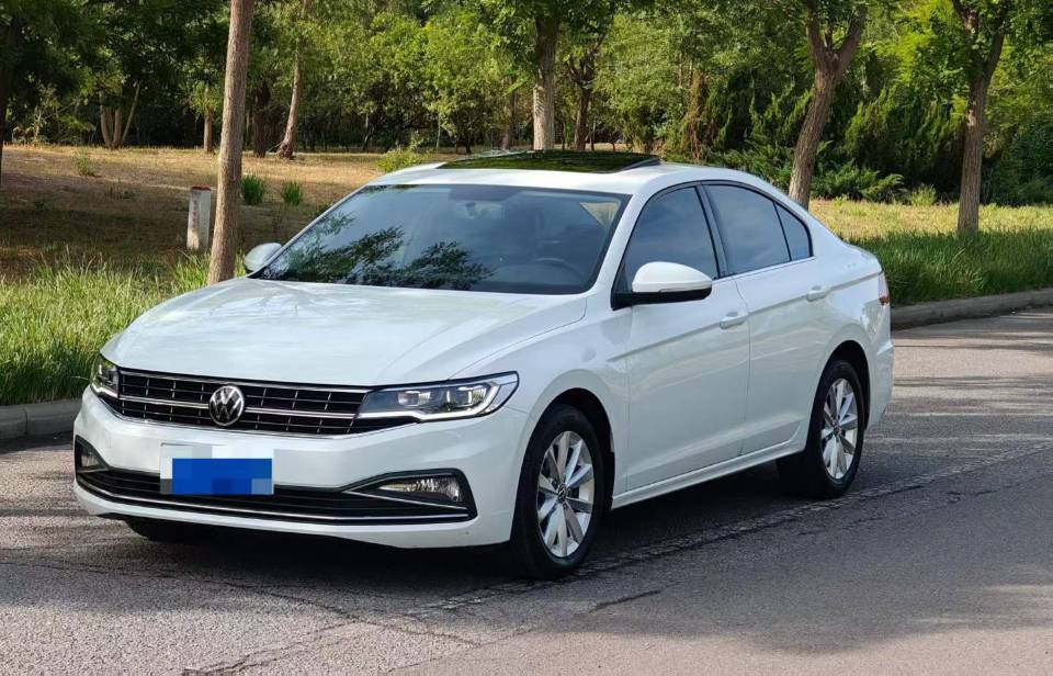 Volkswagen Bora 2022 car image 