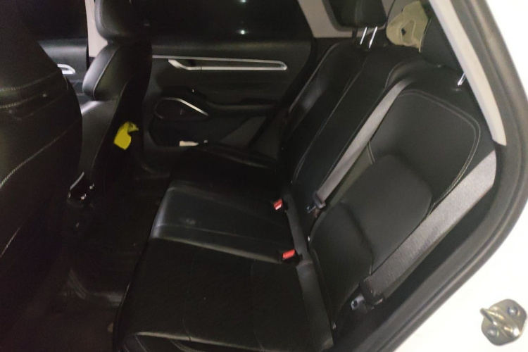 GEELY Emgrand 2023 car image #14