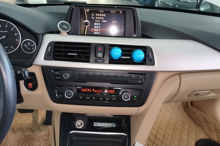 BMW 3 Series 2014 #13 BMW 3 Series 2014 car image #13