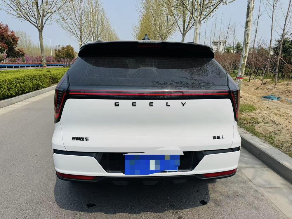GEELY Boyue L 2025 car image #5
