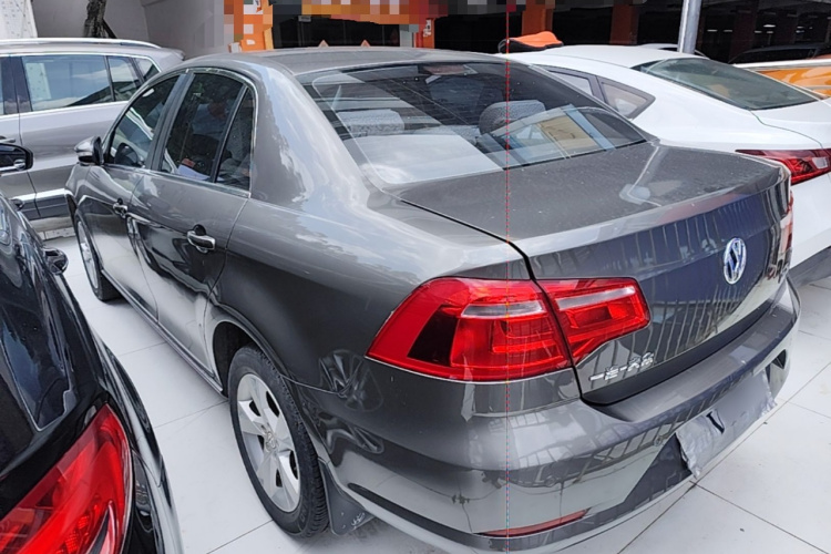 Volkswagen Bora 2014 immagine di auto #5