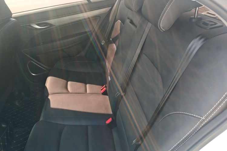 GEELY Emgrand 2021 #17 GEELY Emgrand 2021 car image #17