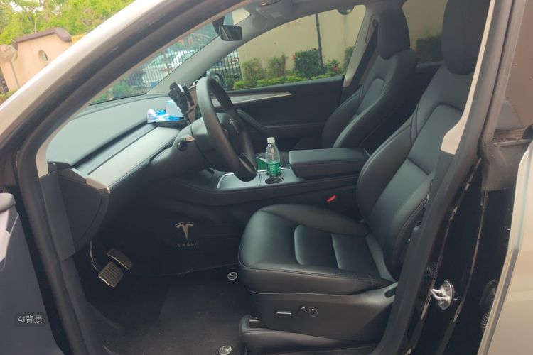 Tesla Model Y 2023 #17 Tesla Model Y 2023 car image #17