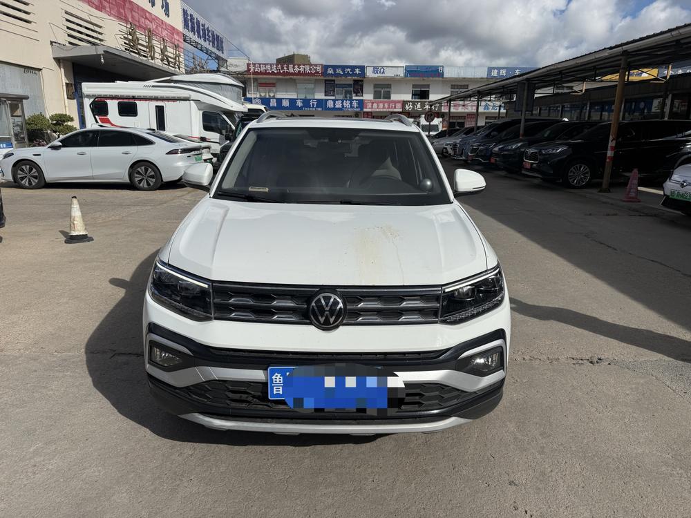 Volkswagen T-Cross 2023 car image #2