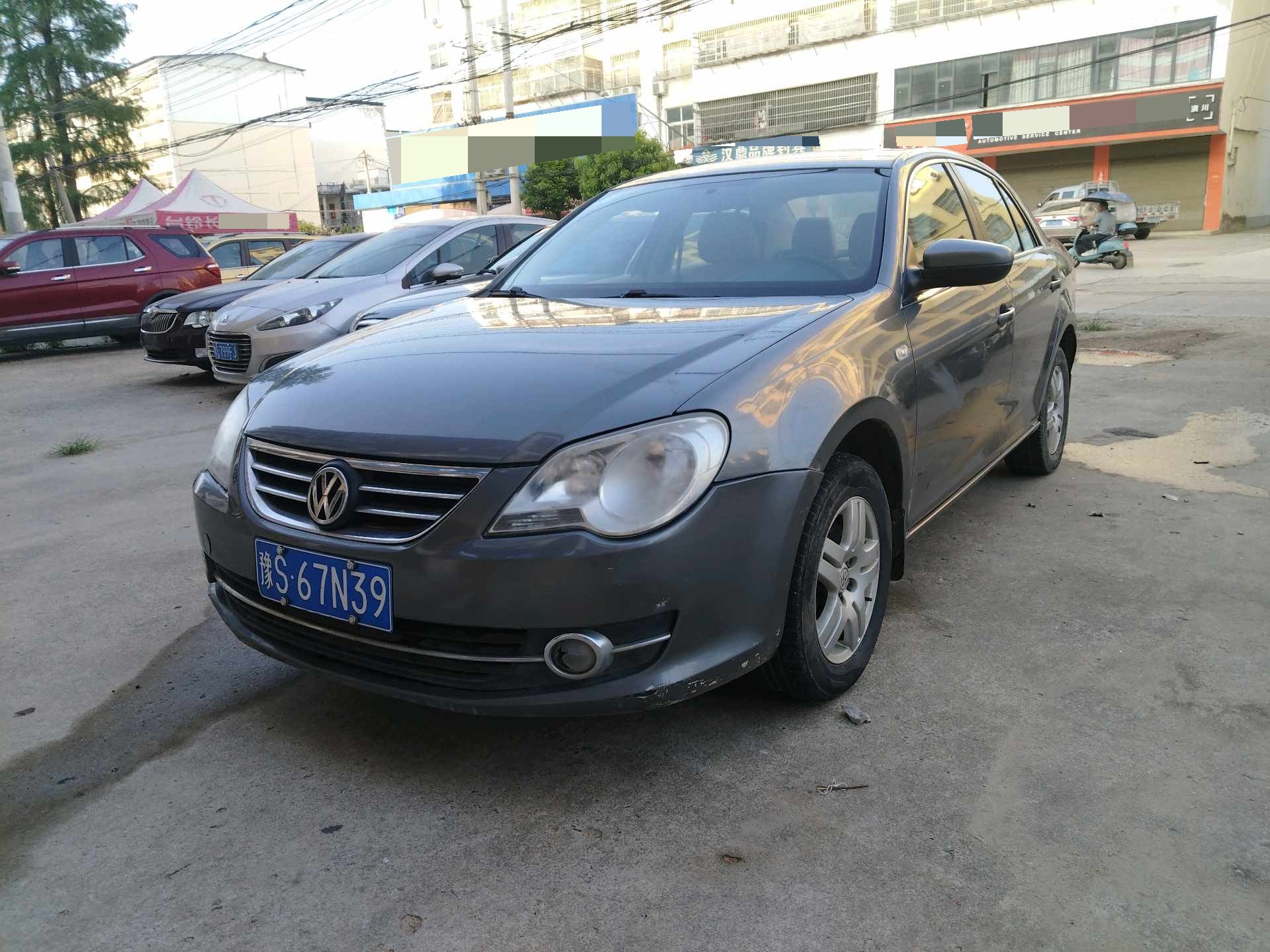 Volkswagen Bora 2011 car image 