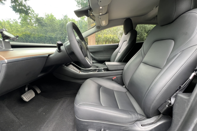 Tesla Model 3 2020 immagine di auto #11