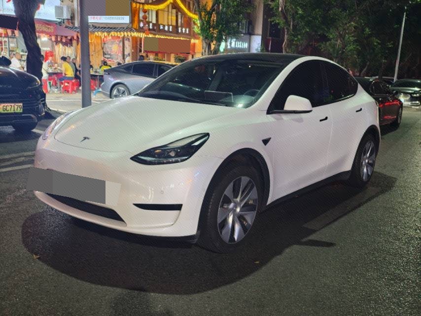 Tesla Model Y 2023 Tesla Model Y 2023 car image