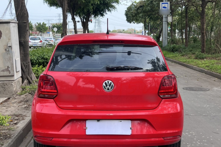 Volkswagen Polo 2018 car image #6