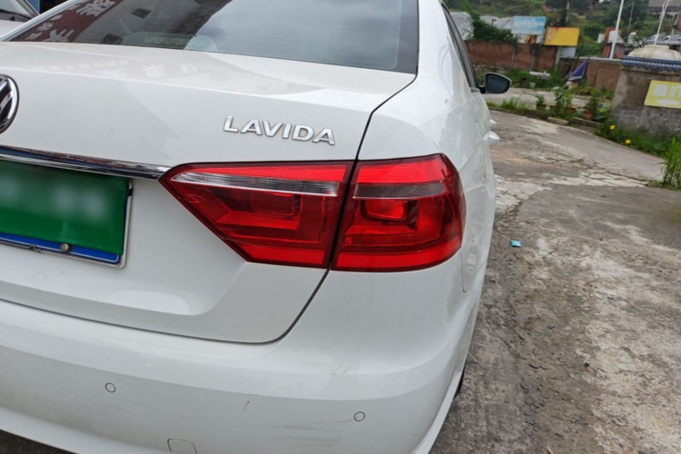 Volkswagen Lavida 2016 car image #8