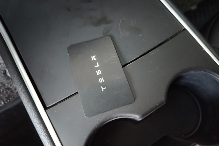 Tesla Model 3 2020 #9 Tesla Model 3 2020 car image #9